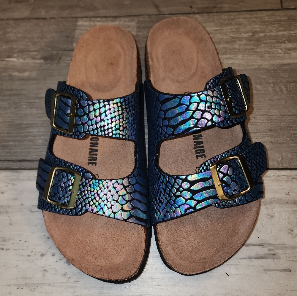 SZ 6 MED IRIDESCENT SNAKE SKIN SLIDES SANDALS.